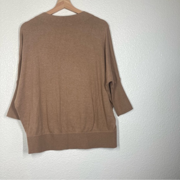 Matty M Women's Pullover 3/4 Sleeve V Neck Sweater Tan Medium Minimalist 6%wool - Picture 10 of 15